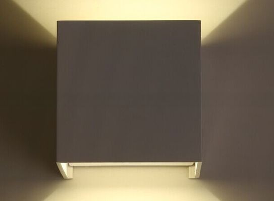 500lm Iron Aluminum 2 Face Glowing 2*3w/2*6w LED Wall Lamp Ideal for Indoor and Outdoor